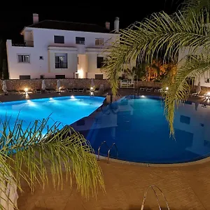  Apartamento De Tavira O Pomar, Fabulous 2 Bed 2 Bath With South Balcony